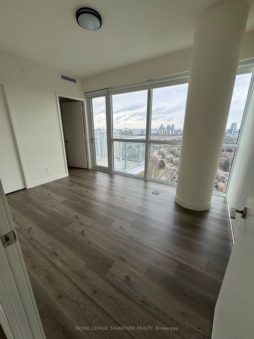 2307-10 Deerlick Crt, North York, ON, M3A0A7 | Card Image