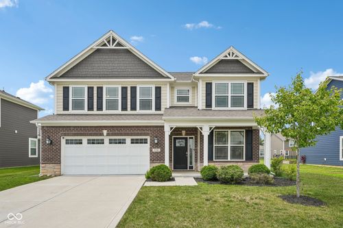 8766 Blackburn St, Fortville, IN, 46040-4017 | Card Image