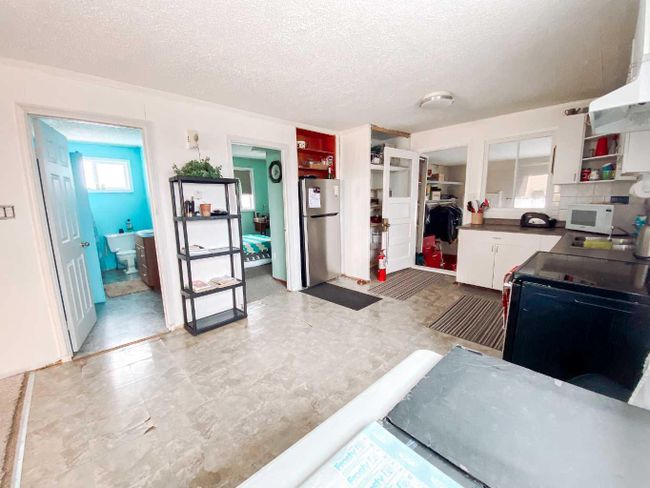 4407 47 Street, Home with 3 bedrooms, 1 bathrooms and 2 parking in Spirit River AB | Image 21