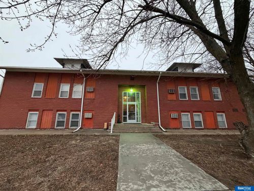 318 Walnut St, Pleasant Dale, NE, 68423-9132 | Card Image