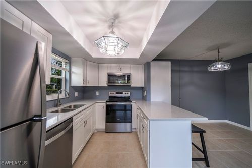 apt-d-17452 Silver Fox Dr, FORT MYERS, FL, 33908-7130 | Card Image
