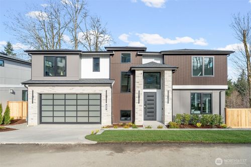 16068 Se 44th Way, Bellevue, WA, 98006 | Card Image