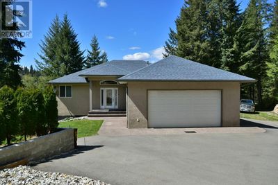 9 - 2592 Alpen Paradies Rd, House other with 3 bedrooms, 2 bathrooms and 8 parking in Blind Bay BC | Image 1