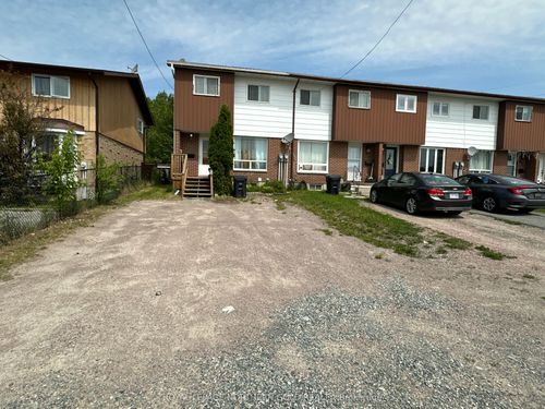 76 Harding Ave, Kirkland Lake, ON, P2N3N3 | Card Image