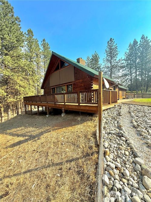 43 Oakes Dr, Tonasket, WA, 98855-9434 | Card Image