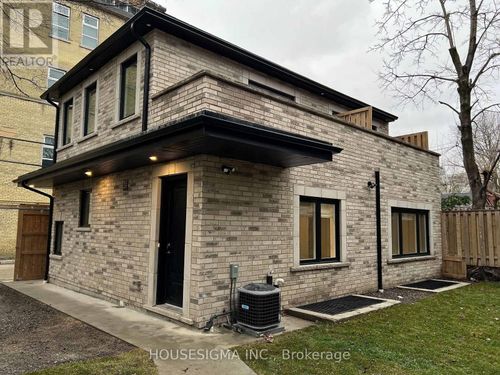 104 Pembroke St, Toronto, ON, M5A2N8 | Card Image