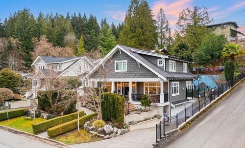 1232 Harris Ave, North Vancouver, BC, V7G1X2 | Card Image
