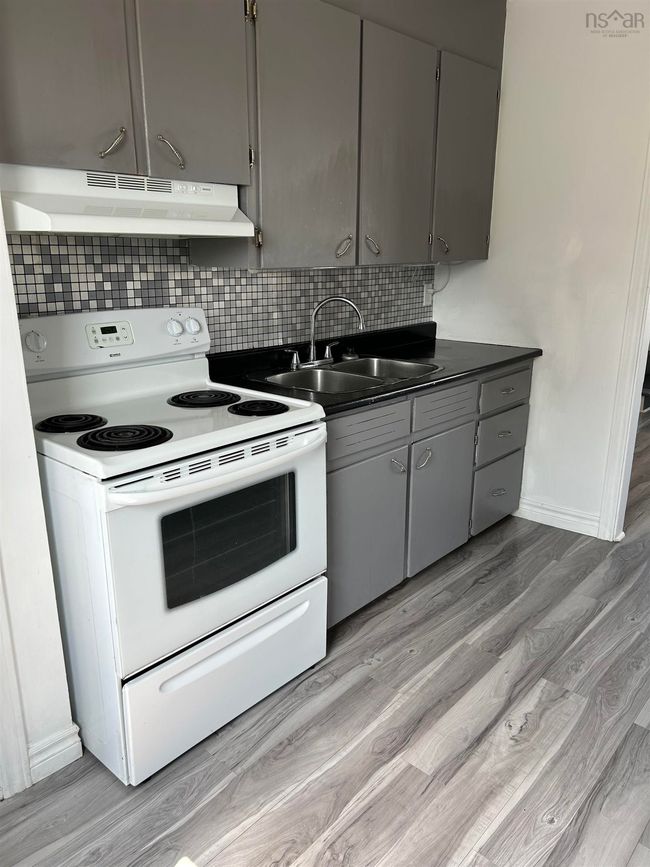 96-1 - 304 306 Philpott Street, Home with 6 bedrooms, 0 bathrooms and null parking in Port Hawkesbury NS | Image 6