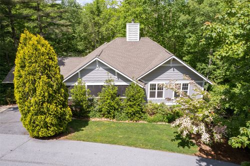11 Woodlily Way, Highlands, NC, 28741-8387 | Card Image