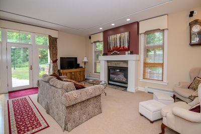 E-3 - 28 Carriage Lane, Condo with 2 bedrooms, 1 bathrooms and null parking in Cavendish VT | Image 1