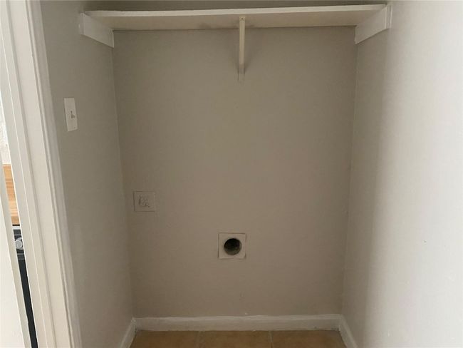 2425 Limestone Dr, Home with 2 bedrooms, 1 bathrooms and 2 parking in Arlington TX | Image 14