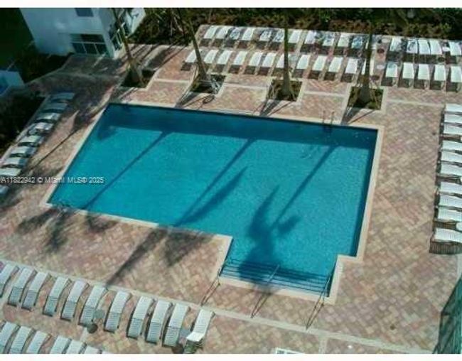 APT-1305 - 41 Se 5 Th St, Condo with 1 bedrooms, 2 bathrooms and null parking in Miami FL | Image 12