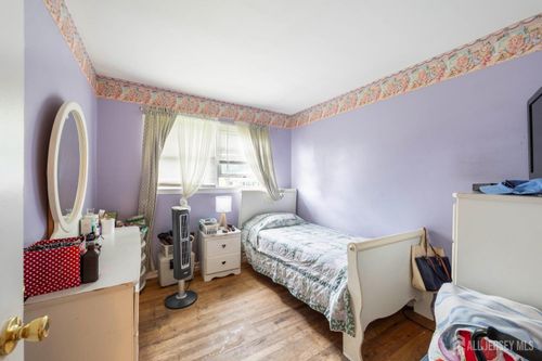 1206 Charter St, Piscataway, NJ, 08854-3310 | Card Image