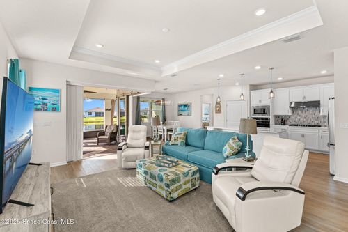 8870 Shoreline Ave, Melbourne, FL, 32940-2064 | Card Image