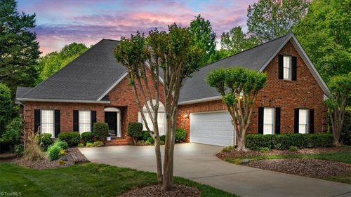 7 Ibis Cir, Greensboro, NC, 27455-1372 | Card Image