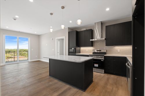 b5-730 Main St, Nashville, TN, 37206-3600 | Card Image