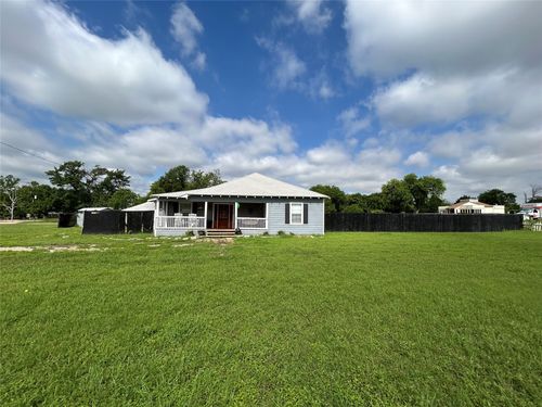 1321 Hall St, Lancaster, TX, 75134-3245 | Card Image