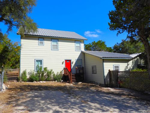 155 Scenic Cir, Lakehills, TX, 78063-6704 | Card Image