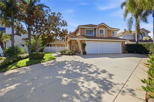 733 Avenida Azor, San Clemente, CA, 92673 | Card Image