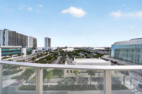 705-1400 Biscayne Blvd, Miami, FL, 33132-1688 | Card Image