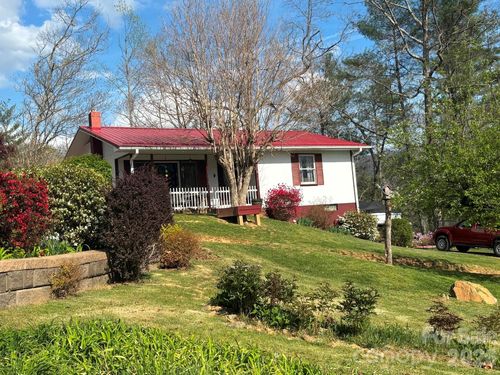 493 Franklintown Rd, Spruce Pine, NC, 28777-5625 | Card Image