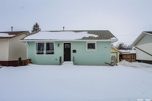 1305 96 St, Tisdale, SK, S0E1T0 | Card Image