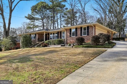 2736 Hunting Hill Ln, Decatur, GA, 30033-1502 | Card Image