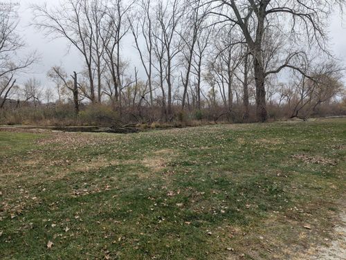 7960 Sand Beach Rd, Oak Harbor, OH, 43449-8922 | Card Image