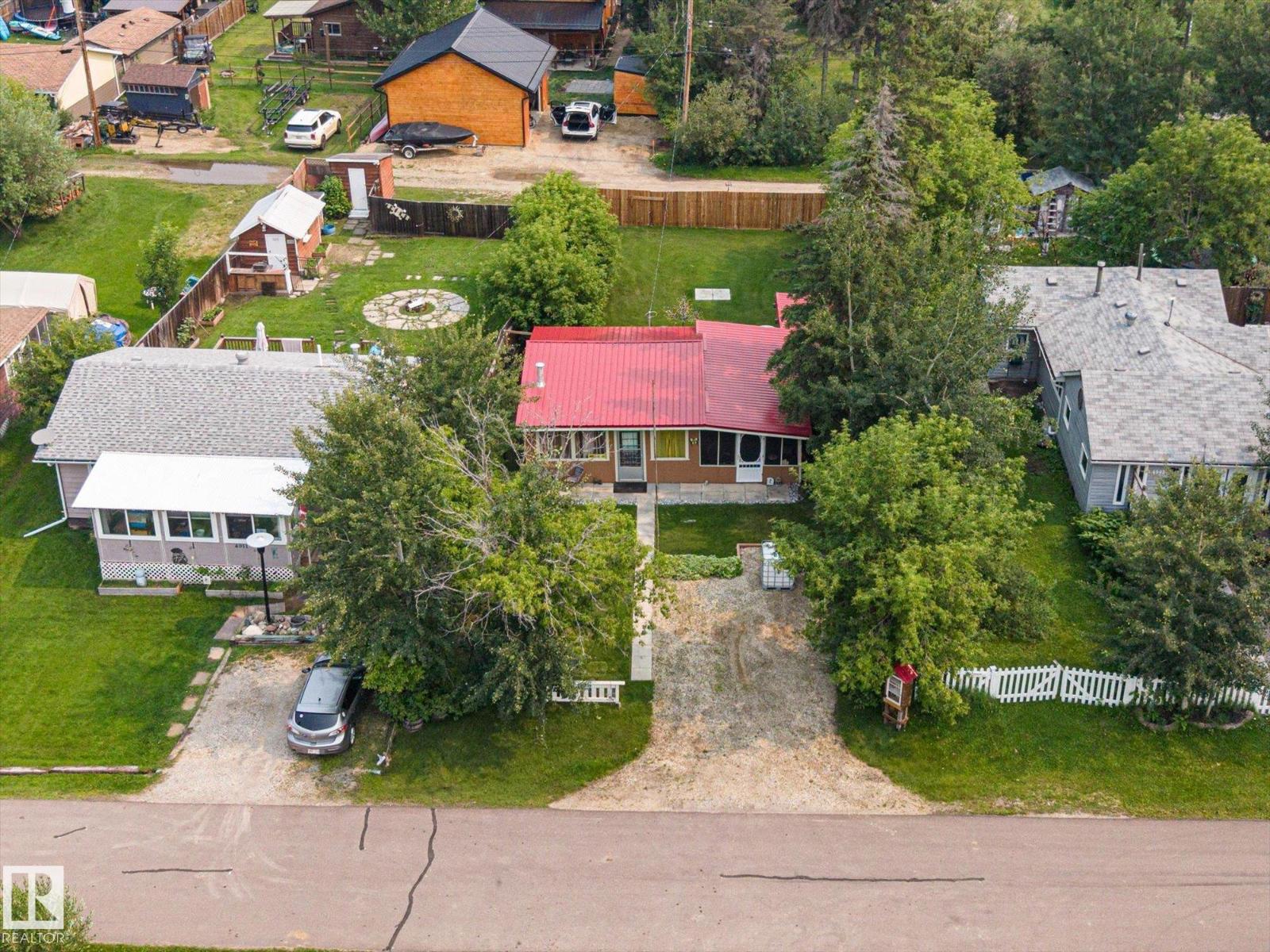 Residential in Rural Lac Ste. Anne County 4