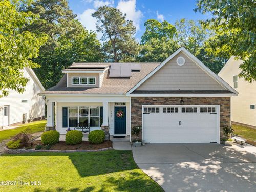 4409 Davencroft Village Dr, Winterville, NC, 28590-6817 | Card Image