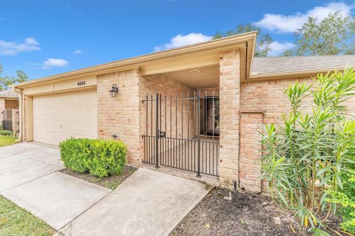 6603 Pauma Dr, Houston, TX, 77069-1749 | Card Image