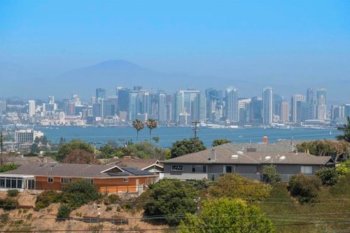 1151 Catalina Blvd, San Diego, CA, 92107-3901 | Card Image