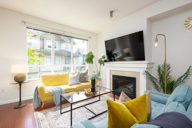 43 - 9088 Halston Court, Townhouse with 3 bedrooms, 2 bathrooms and 2 parking in Burnaby BC | Image 2