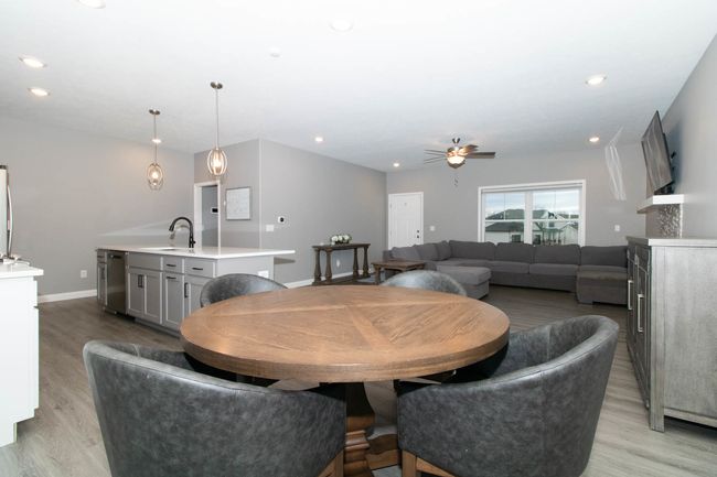 300 Raef Rd, House other with 3 bedrooms, 3 bathrooms and 3 parking in Downs IL | Image 13