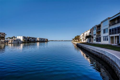 apt-374-7420 Bay Island Dr S, SOUTH PASADENA, FL, 33707-4553 | Card Image