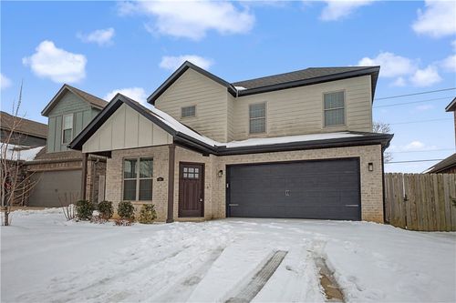 3215 Hillstone Avenue, Bentonville, AR, 72713 | Card Image