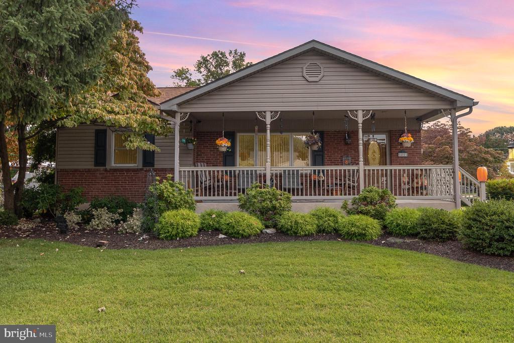 Coover St, Mechanicsburg, PA 17055