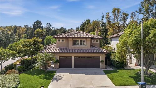 10565 Costello, Tustin, CA, 92782 | Card Image