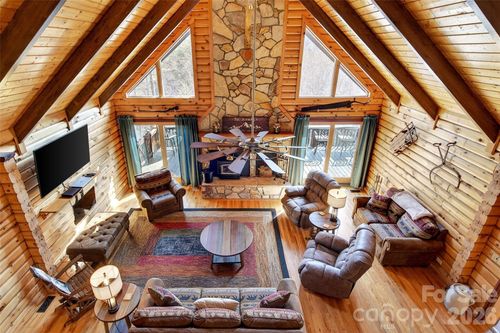 542 Allen Mountain Ln, Spruce Pine, NC, 28777-8329 | Card Image