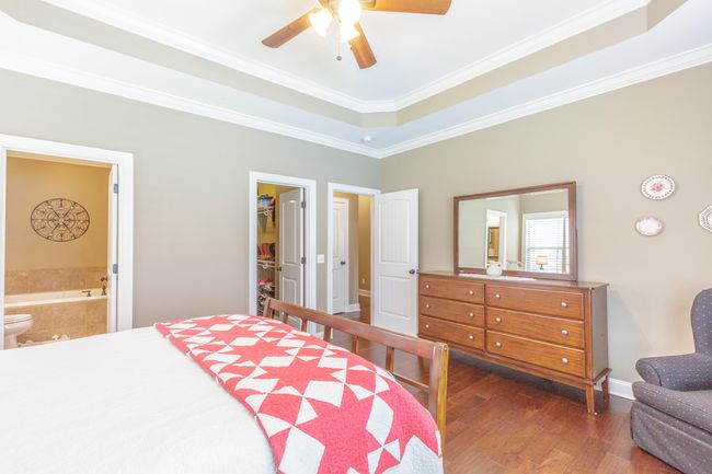 Crown molding | Image 26