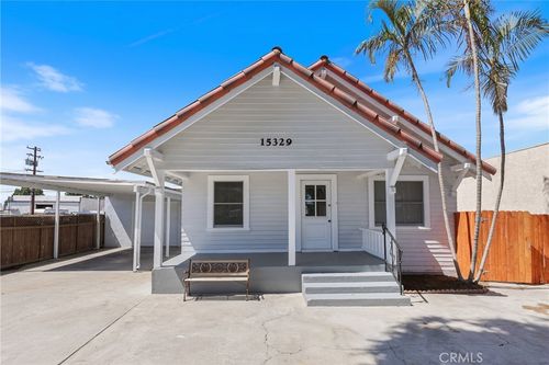 15329 Paramount Blvd, Paramount, CA, 90723-4338 | Card Image