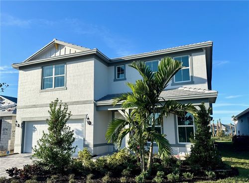 whitestone-110-8365 Pequod Avenue, Vero Beach, FL, 32967 | Card Image