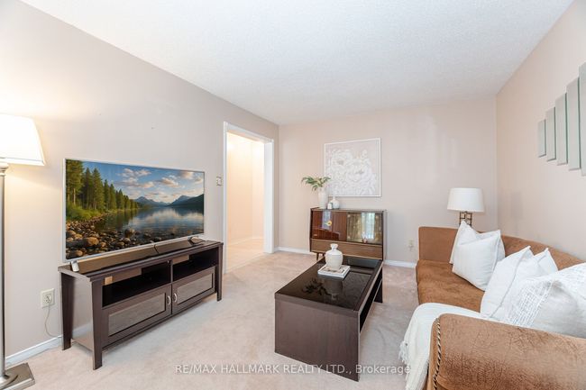 10 Iles St, House other with 5 bedrooms, 4 bathrooms and 2 parking in Ajax ON | Image 9