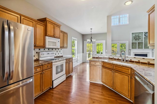 1073 Corie Crest Dr, House other with 3 bedrooms, 3 bathrooms and null parking in Boiling Springs SC | Image 11