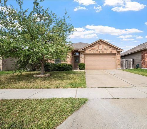 2113 Egret Dr, Corpus Christi, TX, 78414-4423 | Card Image