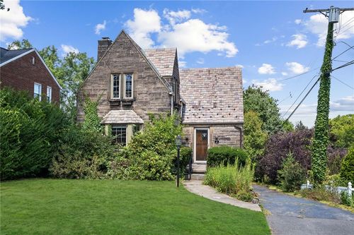 2 Wellington Dr, West View, PA, 15229-1762 | Card Image