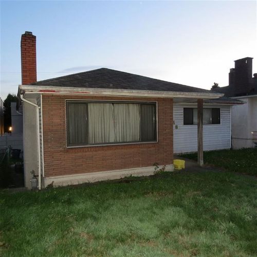 648 E 65th Avenue, Vancouver, BC, V5X2P8 | Card Image