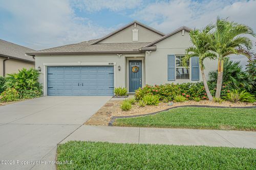 9071 Pleasant Woods Dr, Land O' Lakes, FL, 34637-3518 | Card Image