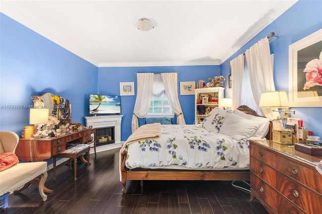 13101 Sw 82 Nd Ave, House other with 4 bedrooms, 2 bathrooms and null parking in Pinecrest FL | Image 14