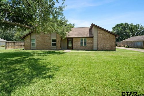 208 Karla Dr, Whitehouse, TX, 75791-3904 | Card Image